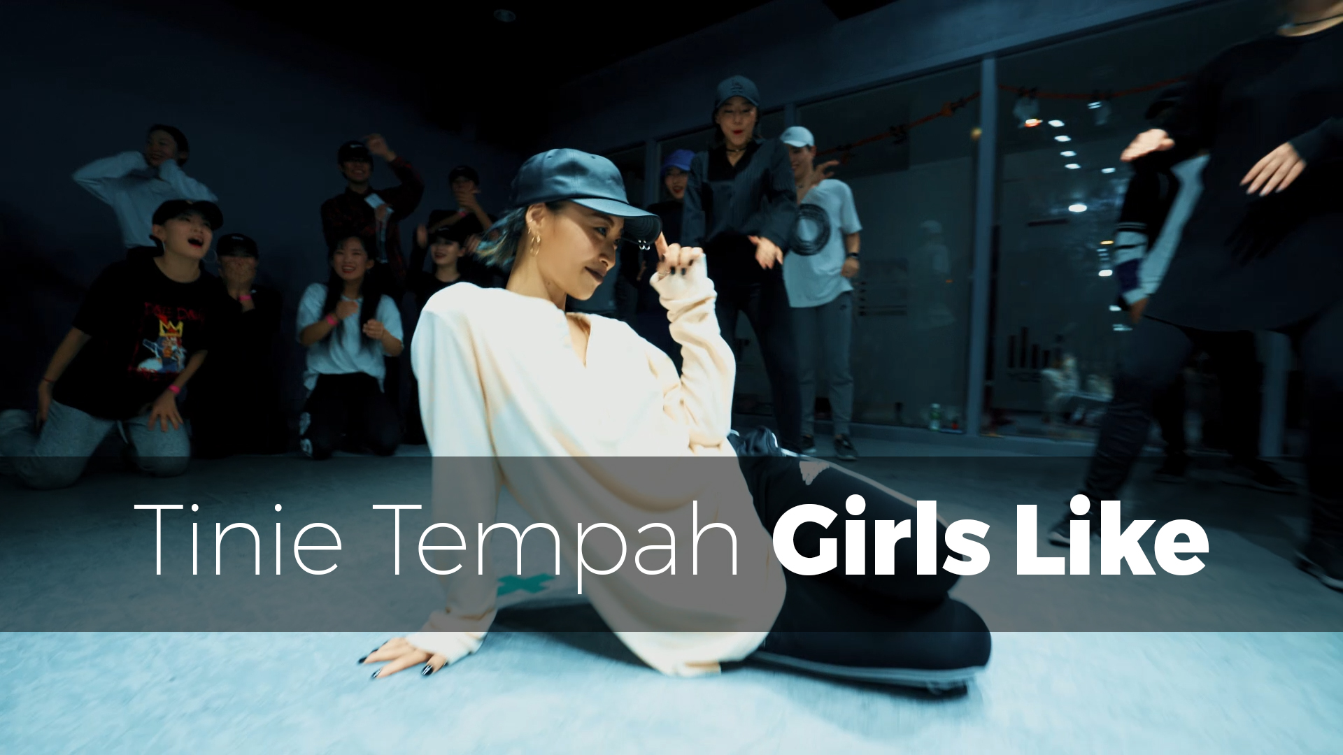 Tinie Tempah – Girls Like (Dance. 1G)